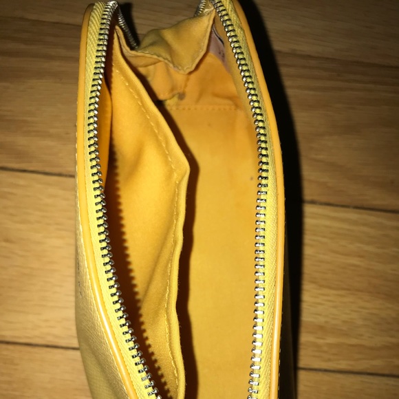 Coach Cosmetic Case - Picture 2 of 3